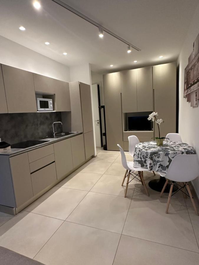 Apartments Ennio Top Class Bari Eksteriør bilde