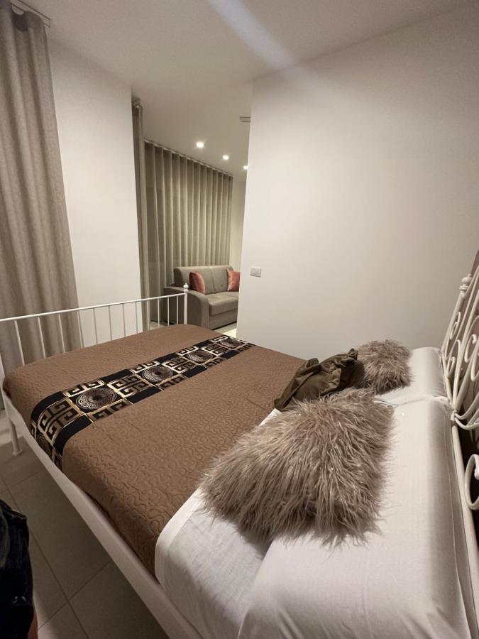 Apartments Ennio Top Class Bari Eksteriør bilde