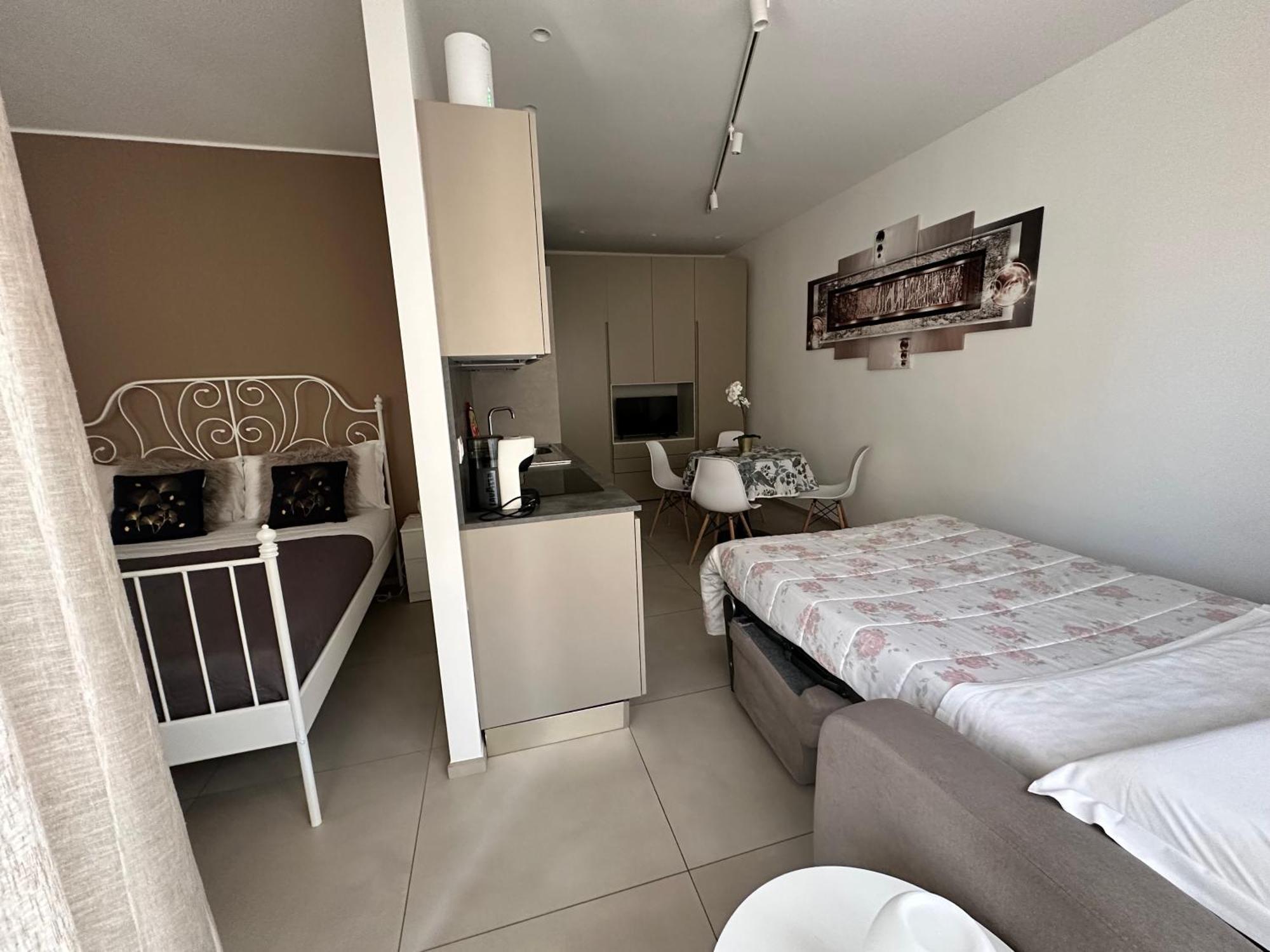 Apartments Ennio Top Class Bari Eksteriør bilde